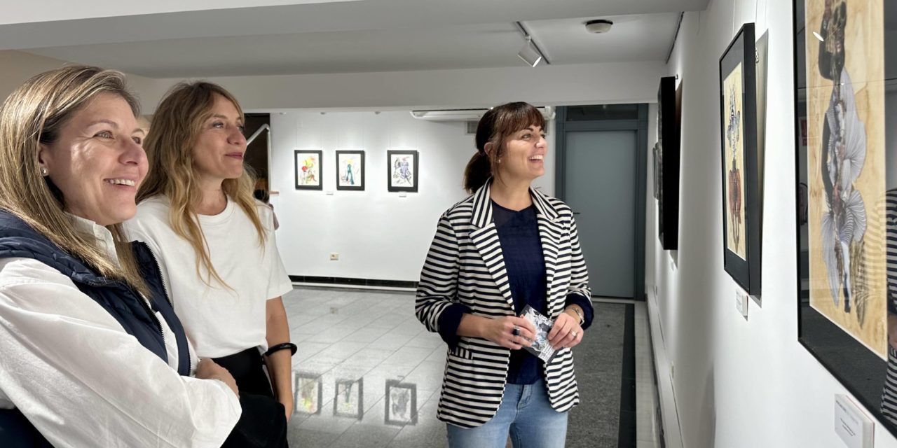 La Sala Escena obre les portes amb “Arcano” de Laura Paredes sobre l’abisme compartit a la pandèmia