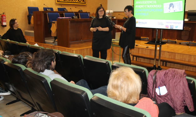 Debat sobre la violència de gènere amb Marina Marroquí