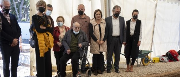 José Martí visita les exhumacions d’afusellats en el cementeri de Castelló finançades per la diputació