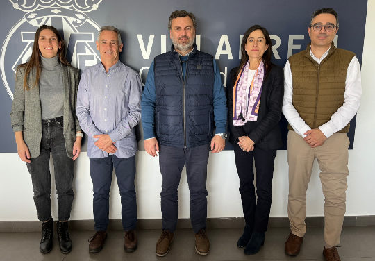 La Càtedra Endavant Villarreal CF de l’Esport destina 30.000 euros en 2023 per a becar 77 esportistes universitaris de l’UJI