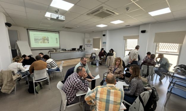 La Universitat Jaume I manté obert el període de matrícula per als títols de formació permanent