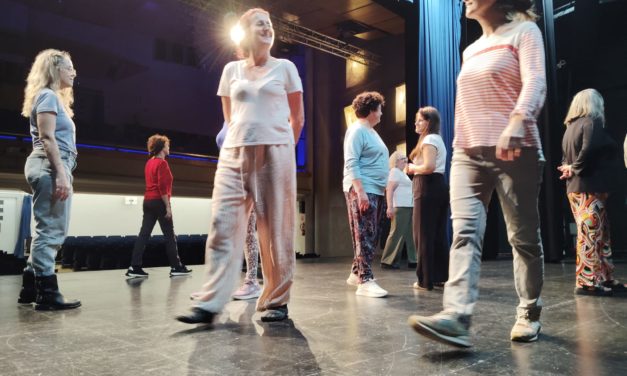 Cultura impulsa la consolidació de grups d’interés al voltant els tallers de teatre per a la seua programació de 2025