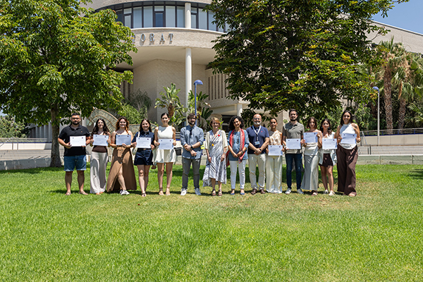L’UJI i la Fundació Balaguer-Gonel Hermanos lliuren 15 beques per a estudis de postgrau