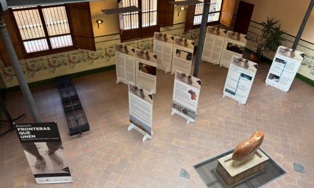 L’UJI promou la reflexió sobre la migració contemporània a través de l’exposició «Les fronteres que uneixen: passos migrants entre Àfrica i Europa»