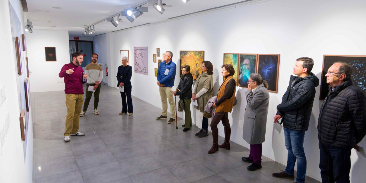 El Centre Cultural Melchor Zapata presenta l’obra sobre el món submarí ‘Les Balades del Corall’ de l’artista Joan Alvado