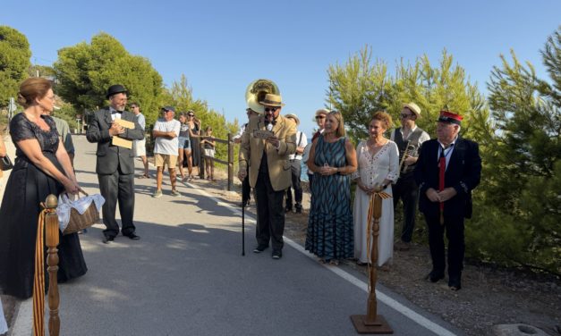 La recreació de l’arribada del tren inaugura el cap de setmana modernista de la Belle Époque